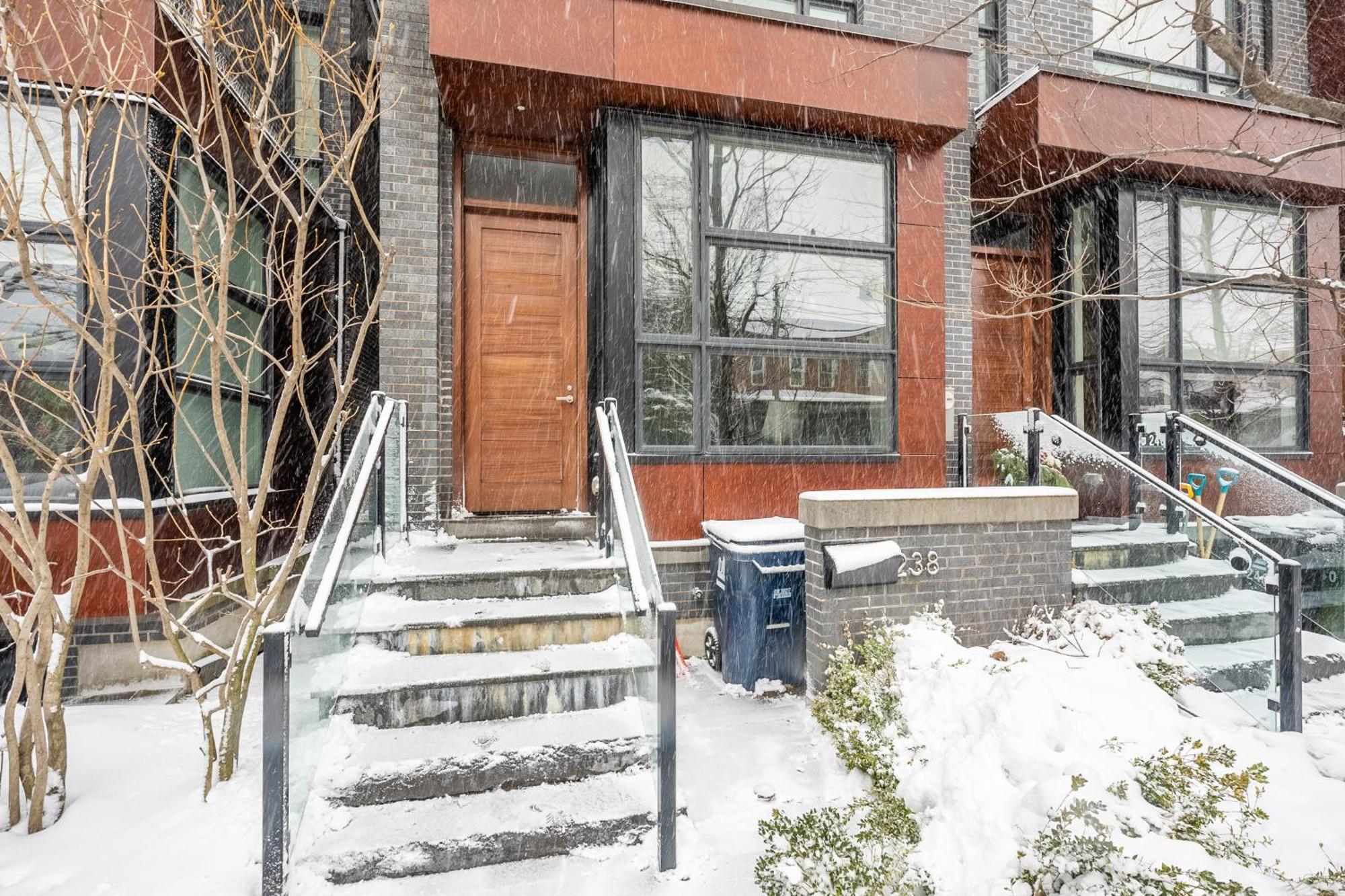 Fancy Downtown House With Hot Tub & Bbq By Globalstay Toronto Exterior photo